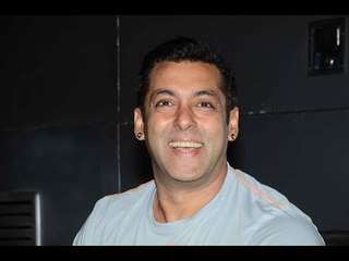 Salman Khan SHARES Interesting Facts about Sholay | SpotboyE