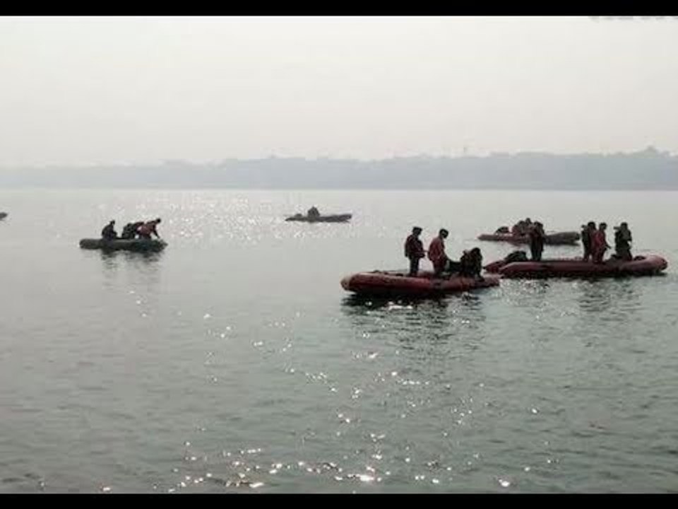 Several Drowned As Boat Capsizes