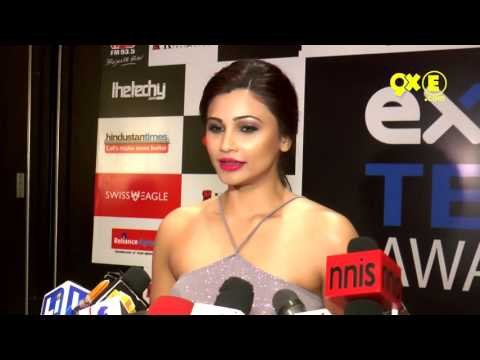 Daisy Shah REVEALS her cellphone SECRETS | SpotboyE
