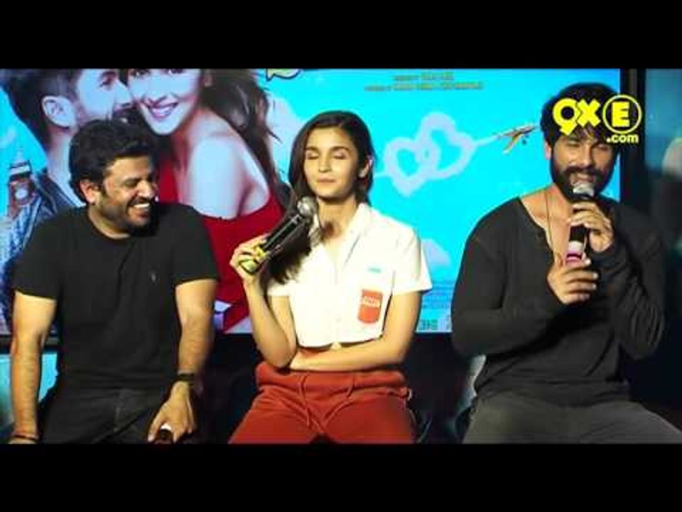 Oops! Shahid Kapoor Just REVEALED His 'Thick BEARD LOOK' For 'Rangoon' | Vishal Bhardwaj