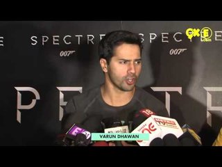 Varun Dhawan Says, Akshay Kumar can play a Bond's Role Well | SpotboyE