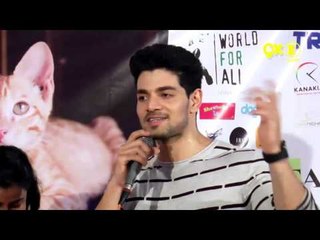 Sooraj Pancholi SUPPORTS a cause for welfare of animals | World For All | SpotboyE