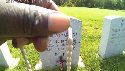 28 Fatima Pilgrimage walk across USA   #77 Praying at the grave of dead Jesuit priest
