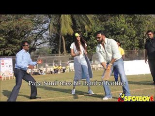Sunil Shetty and Athiya bond over cricket | SpotboyE