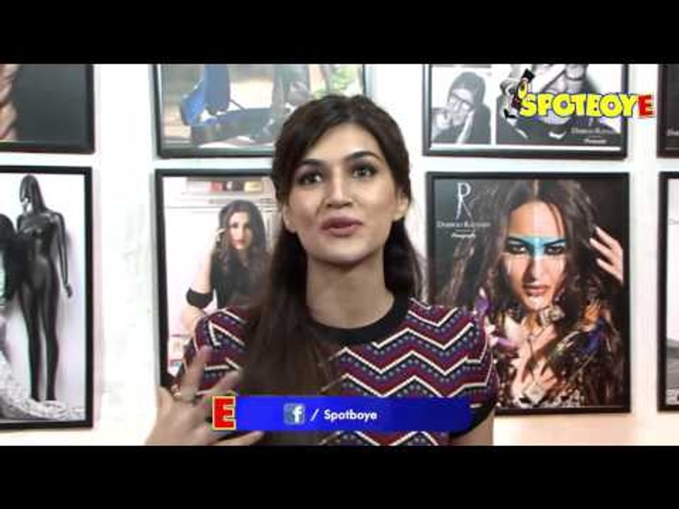 Here's why Kriti Sanon is PROUD of Priyanka Chopra | SpotboyE