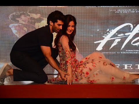 Katrina Kaif & Aditya Roy Kapur Promote 'Fitoor' at a College Event | SpotboyE