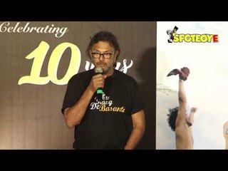 Rakeysh Omprakash Mehra Sharman Joshi Recollects his "Rang De Basanti" Making Days | SpotboyE
