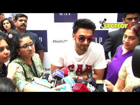 Fans go crazy for Ranveer Singh at a clothing store Launch