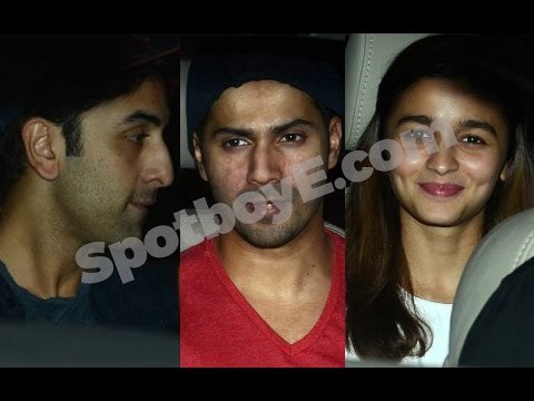 Ranbir Kapoor, Aditya Roy Kapoor, Alia Bhatt and many more celebs watch Sairat | SpotboyE