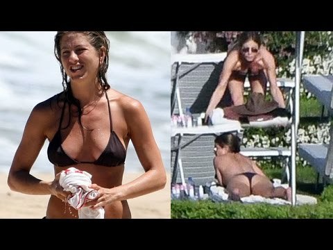 TOPLESS Jennifer Aniston soaks in the sun in Italy | Hollywood High