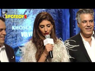 下载视频: Shweta Bachchan Walks the Ramp for Abu Jani - Sandeep Khosla | SpotboyE