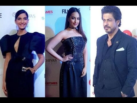 Shahrukh Khan, Sonam, Sonakshi and many more at Filmfare Pre Awards Bash | SpotboyE