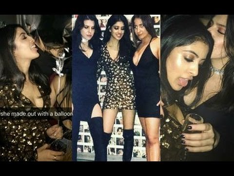 Amitabh Bachchan’s Granddaughter Navya Naveli Nanda Celebrates her 19th Birthday | SpotboyE