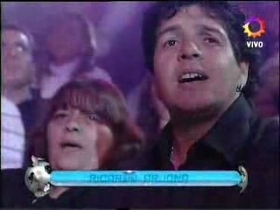 NOCHE DEL 10 2005, ARJONA EN VIVO