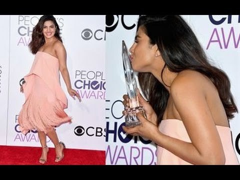 Priyanka Chopra Wins People's Choice Awards for Quantico | Bollywood News