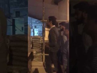 Nawazuddin Siddiqui at Late Om Puri's Residence to Pay his last Respects | SpotboyE​