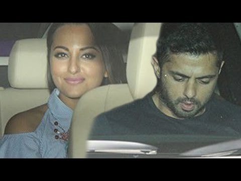 Rumored Couple Sonakshi Sinha and Bunty Sajdeh LEFT Together after Phillauri Screening | SpotboyE