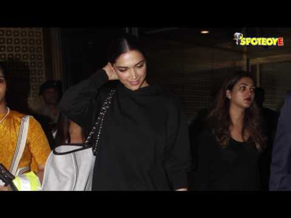 SPOTTED: Deepika Padukone at the Mumbai Airport | SpotboyE