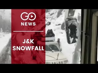 Snow Strands Hundreds In Kashmir