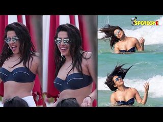 Priyanka Chopra Flaunts Her Curves In A Blue Bikini In Miami | Bollywood News