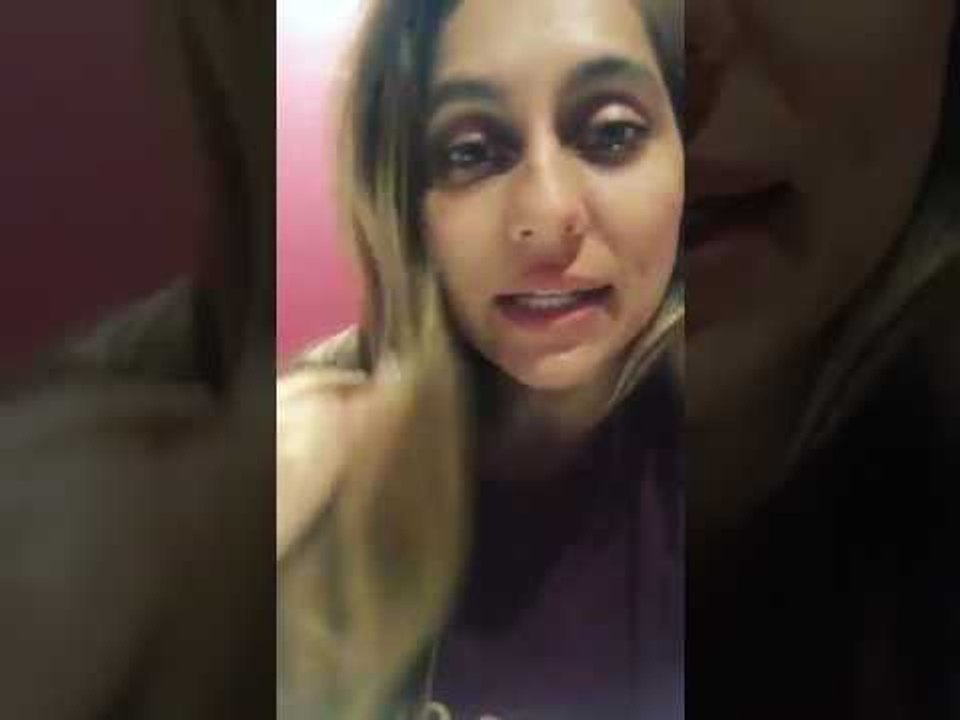 Kishwer Merchant Lashes Out At VJ Anusha Dandekar For Making Fun Of Her Friend's Indian Accent