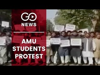 AMU Students Protest Pulwama Killings