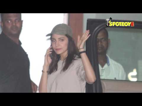 SPOTTED: Shahrukh Khan, Anushka Sharma, Imtiaz Ali Depart for Delhi for Promotions | SpotboyE