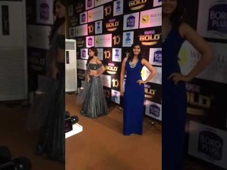 Daljeet Kaur and Shiny Doshi looking Hot at the 10th Gold Awards 2017 | SpotboyE