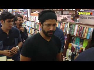 Shraddha Kapoor REFUSES To Share Stage With Rumoured Boyfriend Farhan Akhtar | SpotboyE