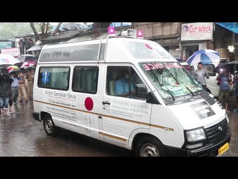 Amitabh Bachchan, Lara Dutta and other bollywood celebs at Shashi Kapoor's funeral