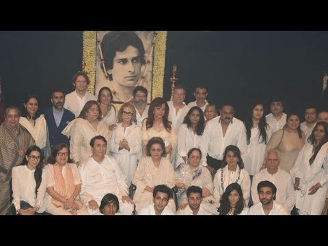 Inside Video: Kapoor Khandaan at Shashi Kapoor's Prayer Meet in Prithvi Theater | SpotboyE