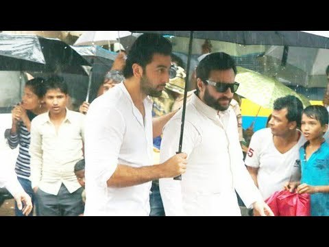 Ranbir Kapoor and Saif Ali Khan at Shashi Kapoor's Funeral | SpotboyE