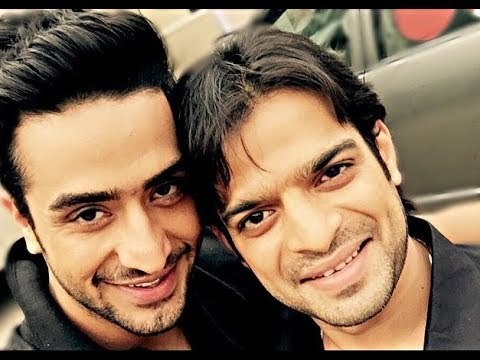 Karan Patel- Aly Goni Burn The Dance Floor Govinda Style! | TV | SpotboyE