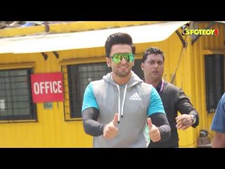 SPOTTED: Ranveer Singh Playing Football in Bandra | SpotboyE