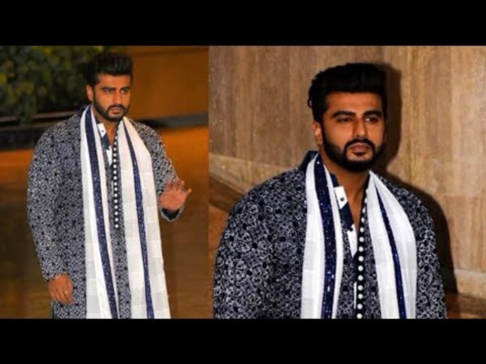 Arjun Kapoor Arrives for Sonam Kapoor’s Mehendi and Sanger Ceremony | SpotboyE