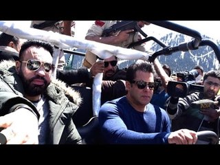Salman Khan and Jacqueline Fernandez Drive Through Sonmarg on-the-Sets of Race 3 | SpotboyE