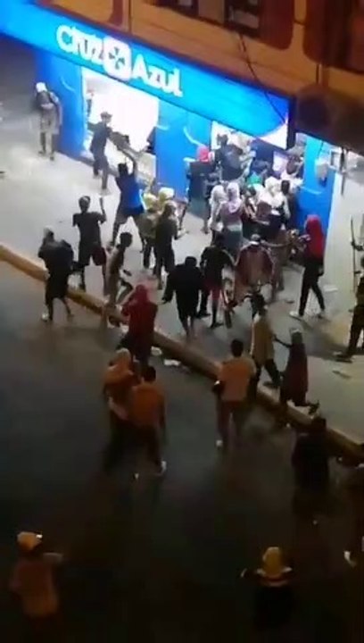 Saquean Farmacia Cruz Azul en Durán