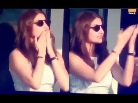 Do Not Miss Anushka Sharma’s Flying Kisses To Hubby Virat Kohli From Pavilion | SpotboyE
