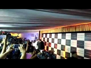 Salman Khan attends Baba Siddique’s Iftaar Party | SpotboyE