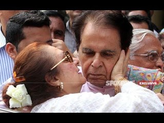 Dilip Kumar Contracts Lung Infection Again, Still On Nasal Feed Only | SpotboyE