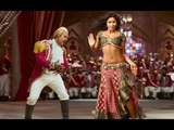 Thugs Of Hindostan Song Suraiyya: Aamir Khan Can't Keep His Eyes Off Katrina Kaif | SpotboyE