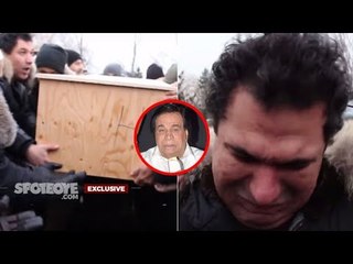 "Dad Tried To Kiss Me In His Last Moment But Failed" Says Kader Khan's Son & BREAKS DOWN In Cemetery