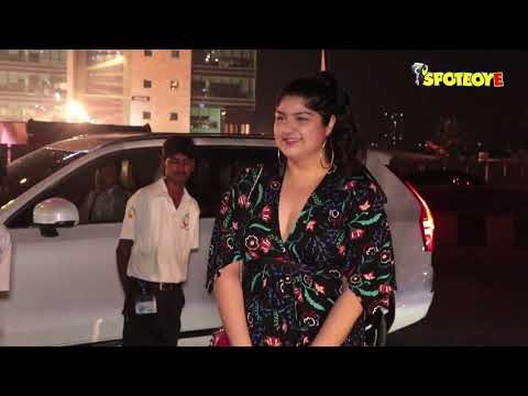 Malaika-Arjun, Janhvi-Khushi, Sonam-Anand, Karisma Kapoor Attend Anil Kapoor’s Birthday Party