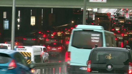 İstanbul güne yağmurla başladı