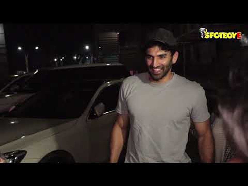 Hrithik Roshan with Family, Varun Dhawan & Aditya Roy Kapur at PVR, Juhu