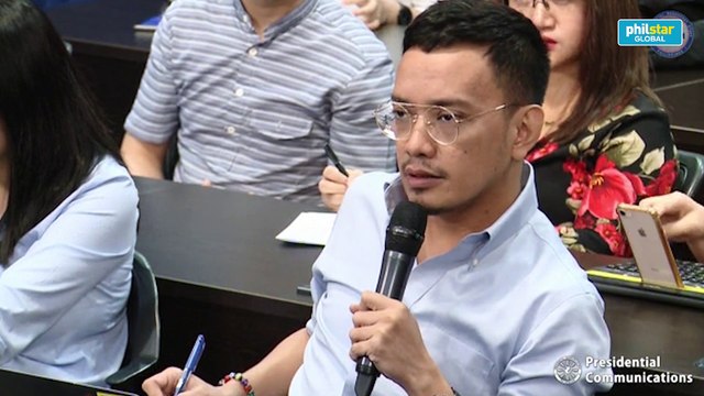 Palace disputes claims there is a mass transport crisis