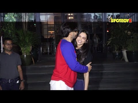 Cute! Ranveer Singh Gives Wife Deepika Padukone A KISS Post Dinner Date | SpotboyE