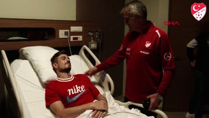 Spor a milli takım, dorukhan toköz'ü hastanede ziyaret etti