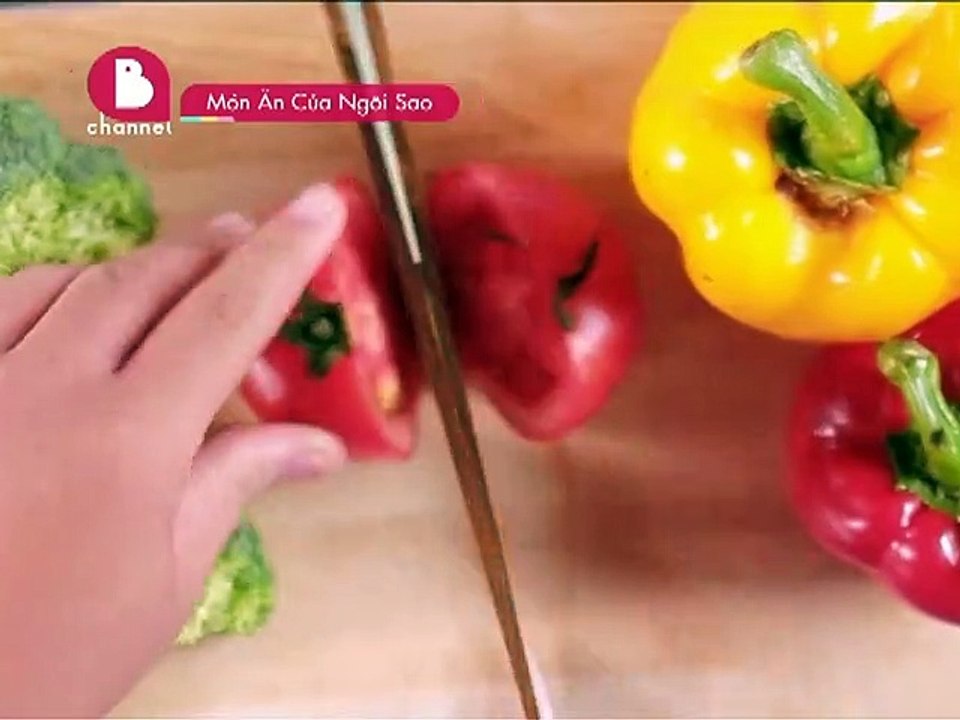 MÓN ĂN CỦA NGÔI SAO II NGƯỜI MẪU THÚY HẠNH PHẦN 2 II YANNEWS