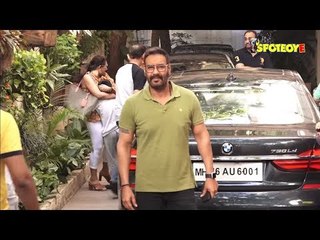 Ajay Devgn Hosts A Special Screening Of His Movie ‘DE DE PYAAR DE’ For His Mother